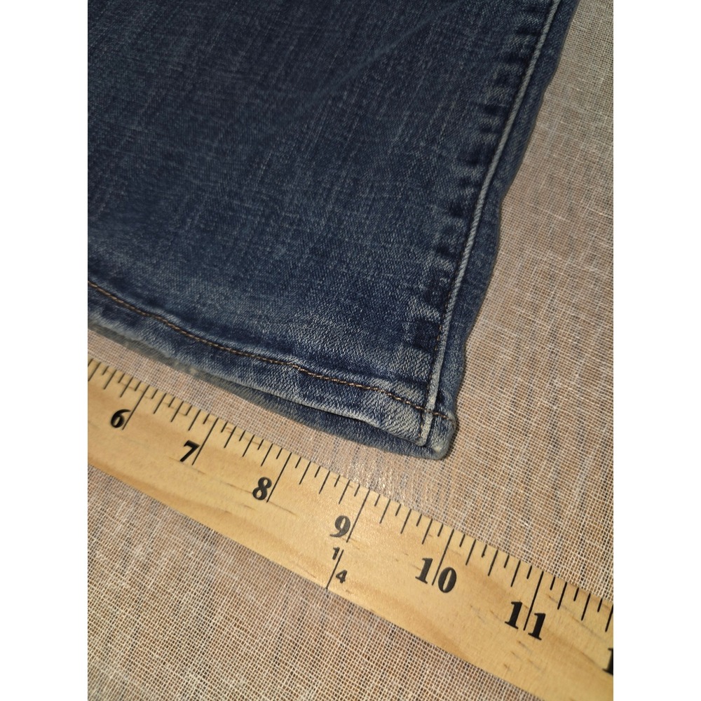 Levis Curvy Bootcut Jeans Womens 34 Medium Wash Blue Denim Mid Rise Stretch - Picture 4 of 11